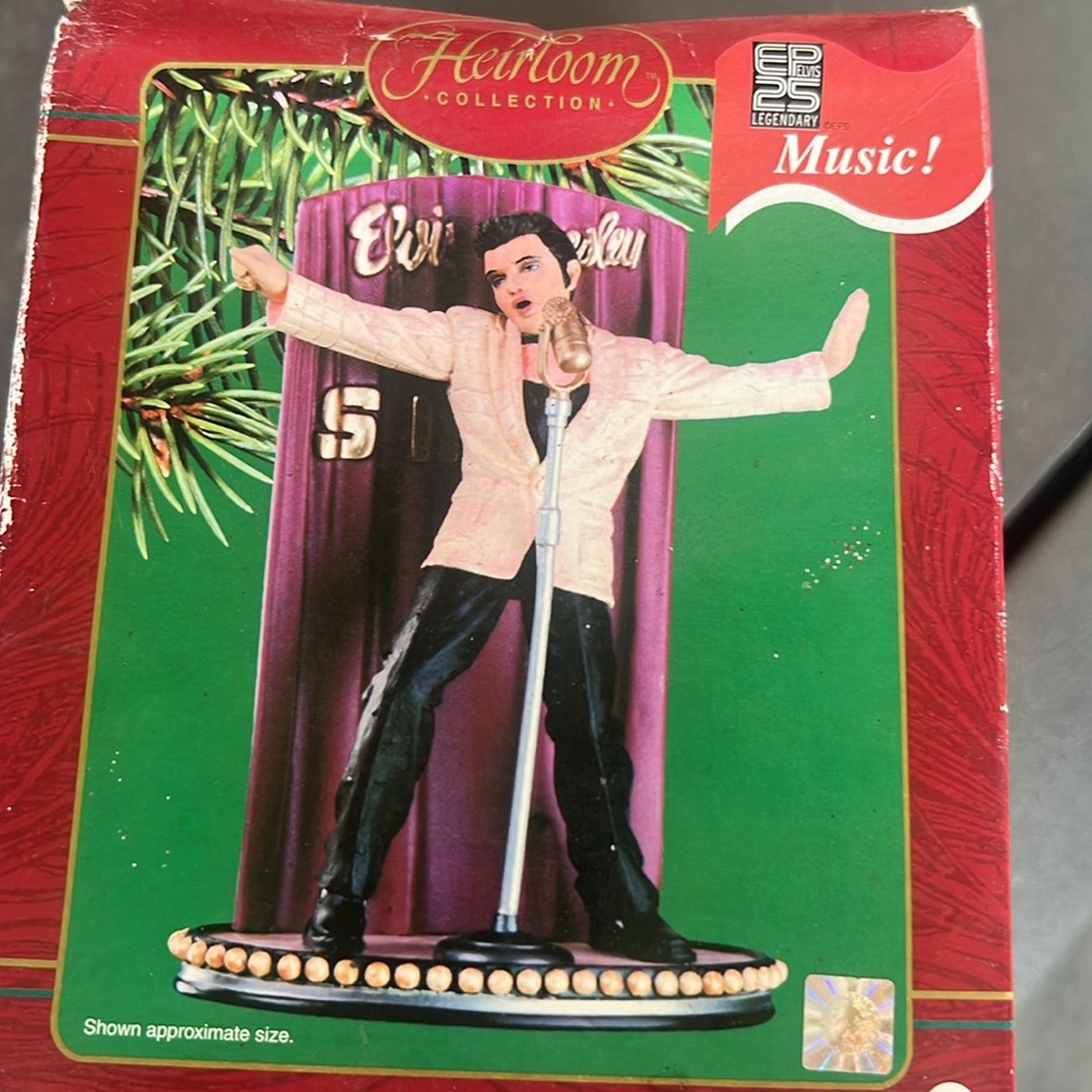 Heirloom collection Elvis Presley musical ornament